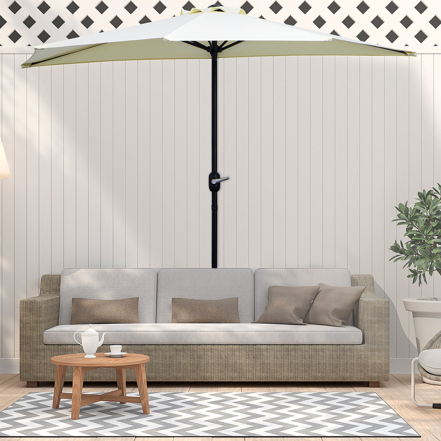 Umbrelă de terasă în formă de semilună cu deschidere manuală și stâlp în 2 secțiuni, 2.6 x 1.35 m, bej