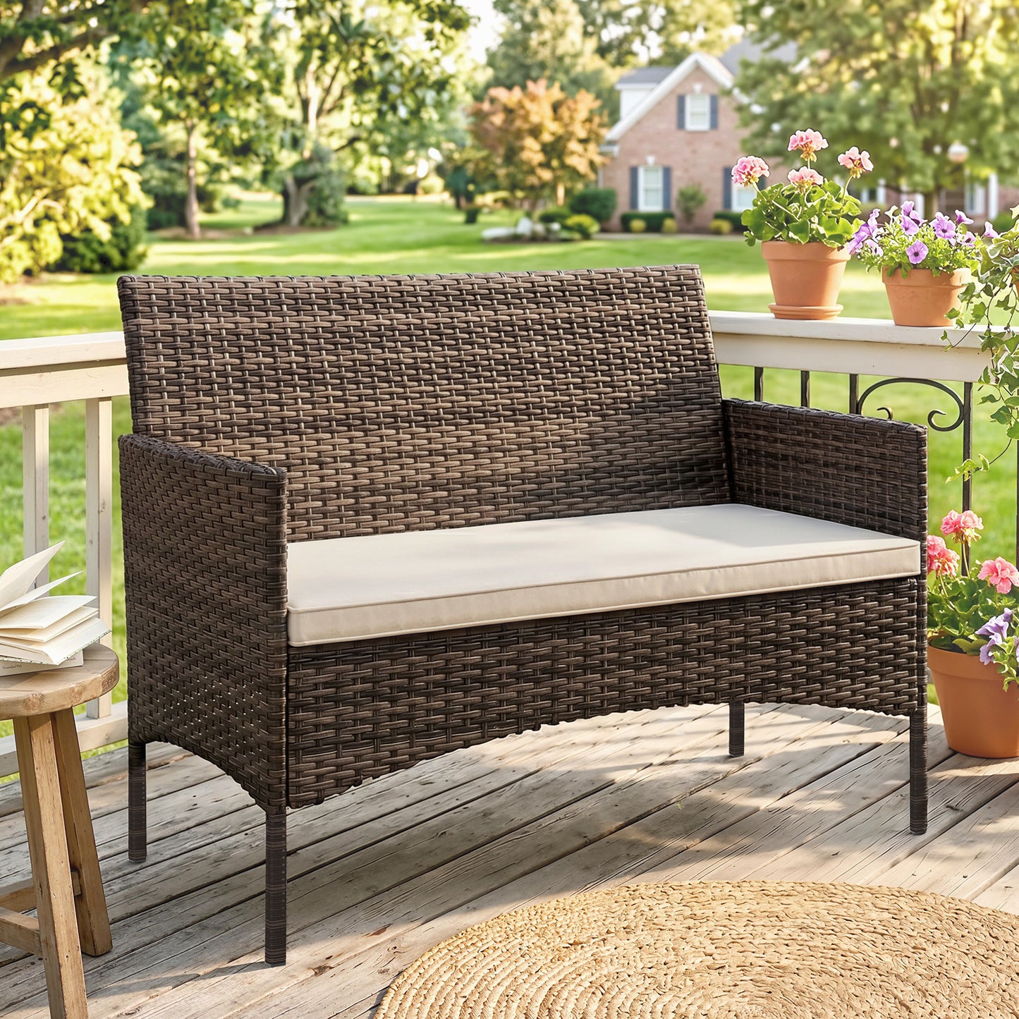 Canapea de Grădină 2 Locuri cu Perne și Tampoane Antiderapante, din Ratan și Oțel, 115x63x85 cm, Bej