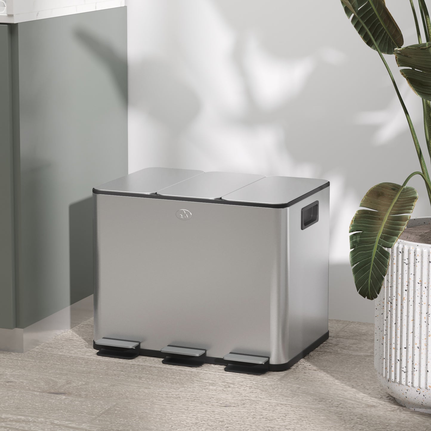 Coș de Gunoi cu 3 Compartimente de 20L cu Închidere Silențioasă, din Oțel Inoxidabil și PP, 61.9x36.6x56.7 cm