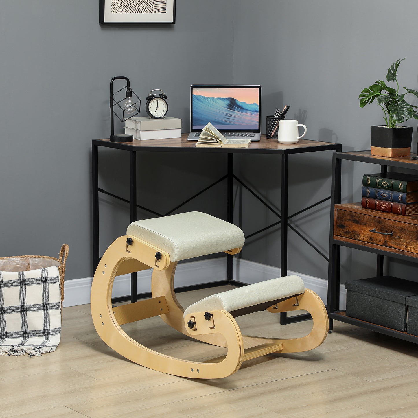 Scaun ergonomic reglabil în 6 poziții, din material textil cu efect de in și lemn de mesteacăn, 55x85x55 cm, crem