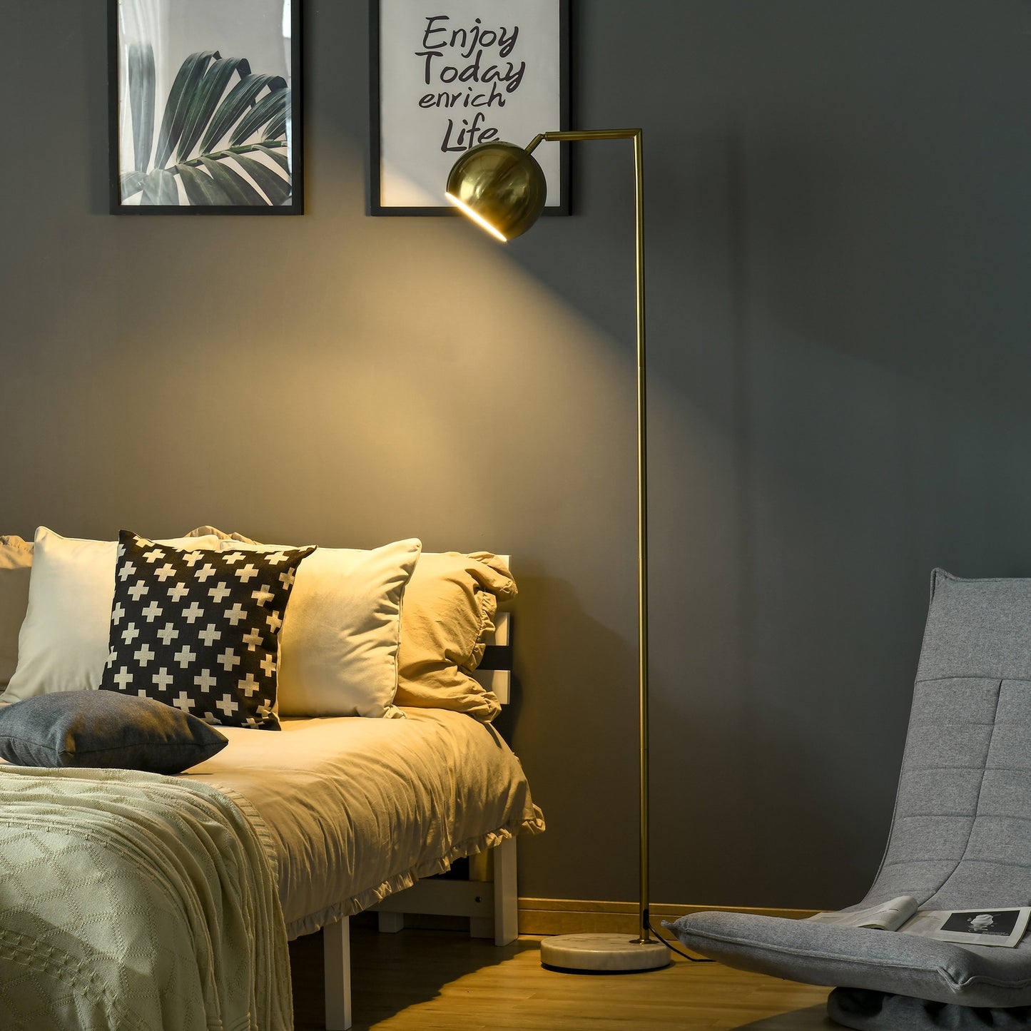 Lampadar Vintage – Abajur Reglabil, E27, Finisaj Auriu