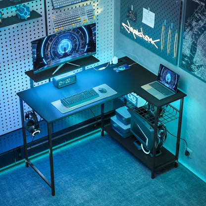 Birou Gaming Colțar cu LED, Prize Electrice, Suport pentru Monitor și Raft, Negru