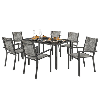 Set Masă de Grădină cu Scaune, 7 Piese, Set de Prânz cu Masă cu Blat din Lemn Compozit cu Șipci și 6 Scaune de Exterior Stivuibile, Mobilier din Oțel cu Texteline, Gri și Negru